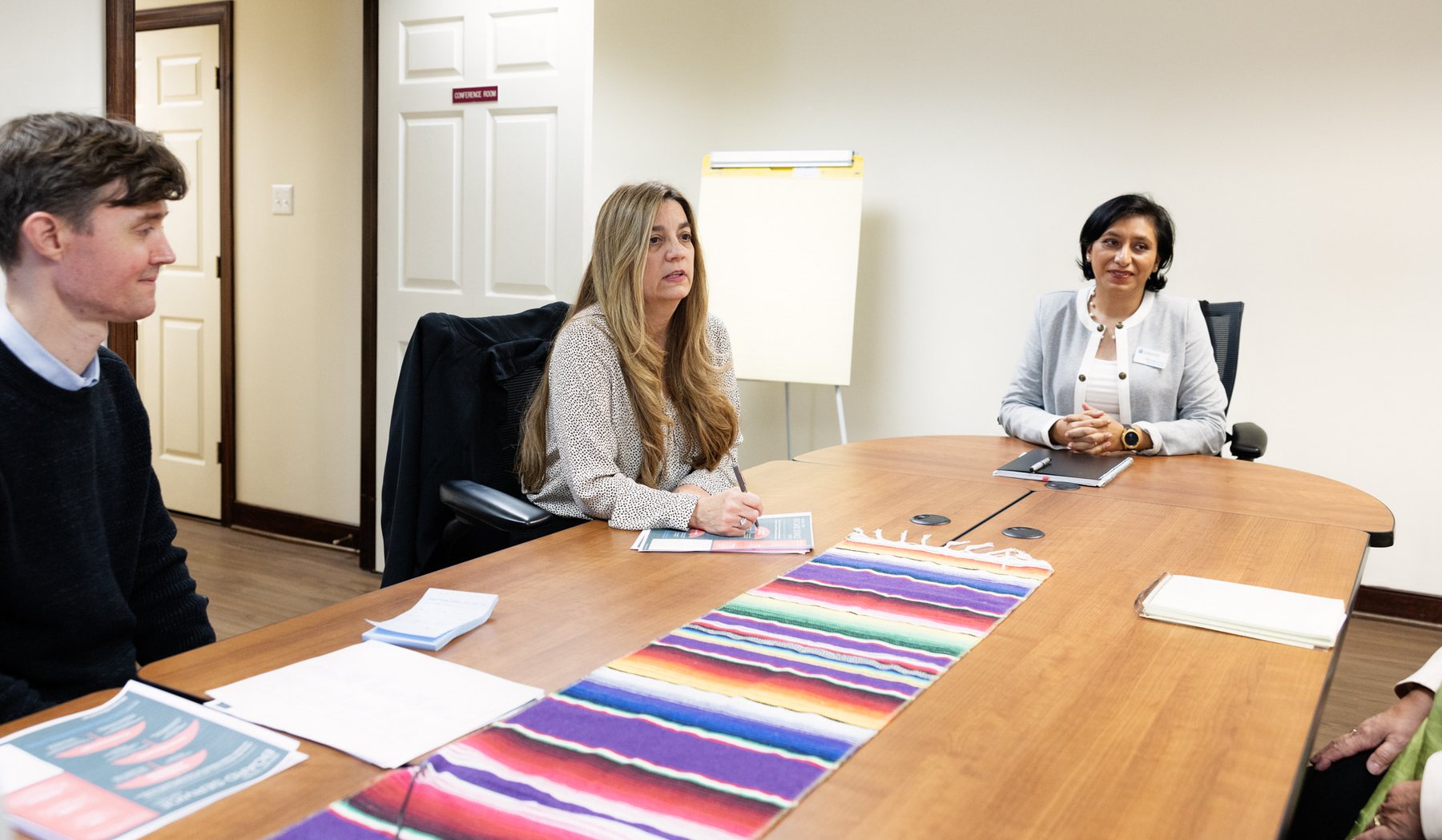 Elvira participating in a collaborative leadership conversation